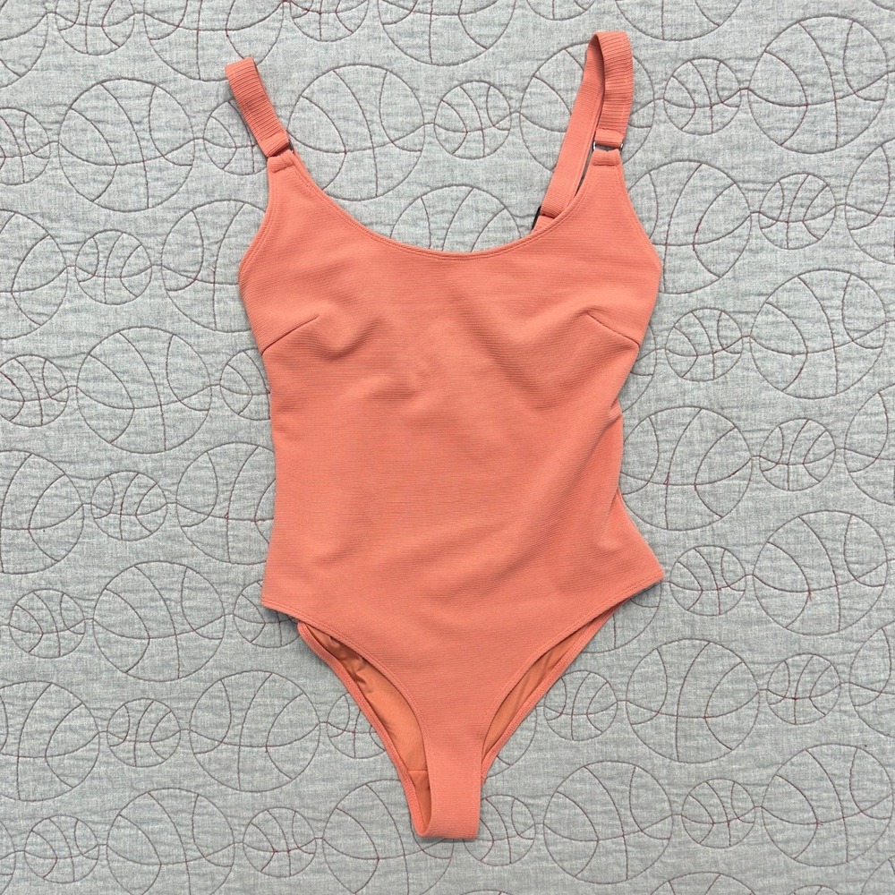 Wolf & Whistle Swimsuit Coral Ribbed Fuller Bust / Womens 8D/DD